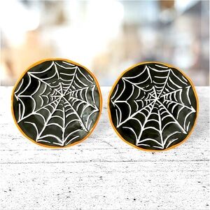 NWT Set of 2 Noble Excellence Halloween Spider Web Round Scalloped Salad Plate